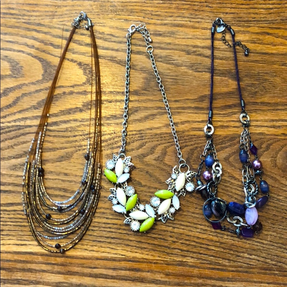 Adjustable necklaces